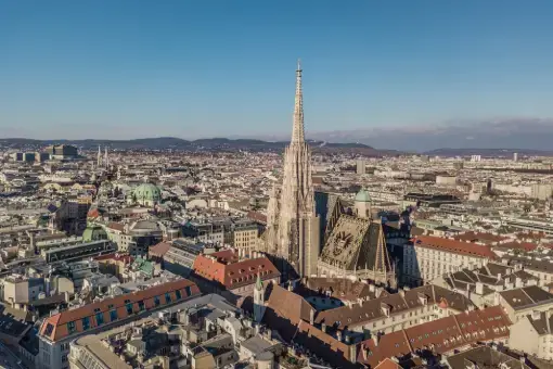 vue-aerienne-cathedrale-saint-etienne vue-aerienne-cathedrale-saint-etienne